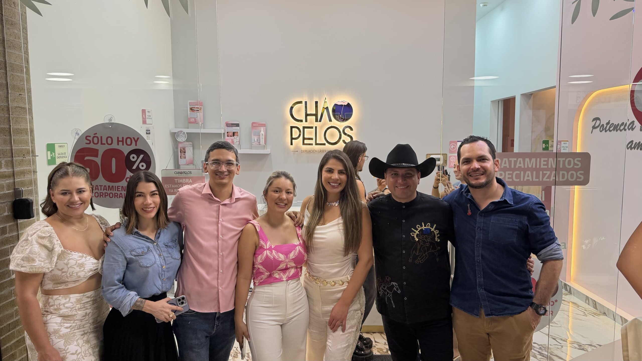 ChaoPelos llega a Villavicencio: tecnología, estética y bienestar abren un nuevo espacio en Primavera Urbana